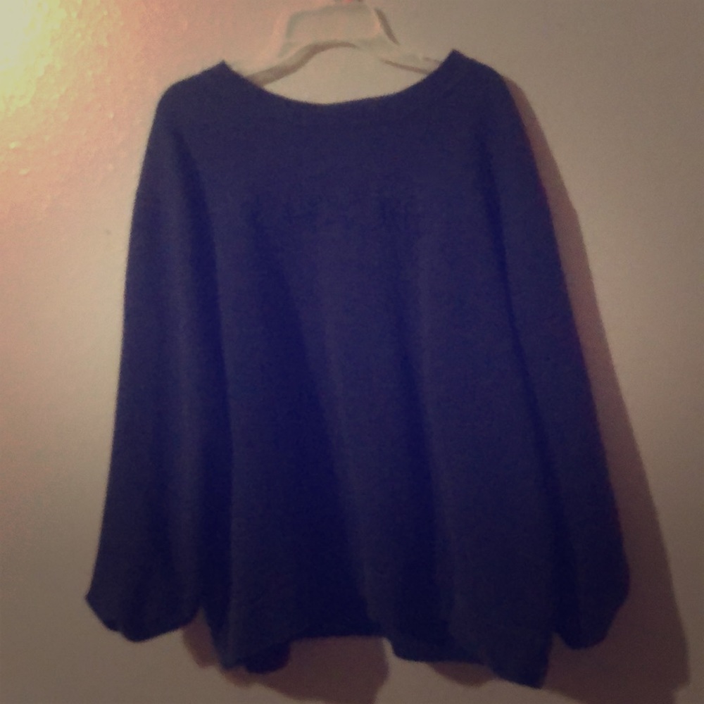 Over-sized blue sweater